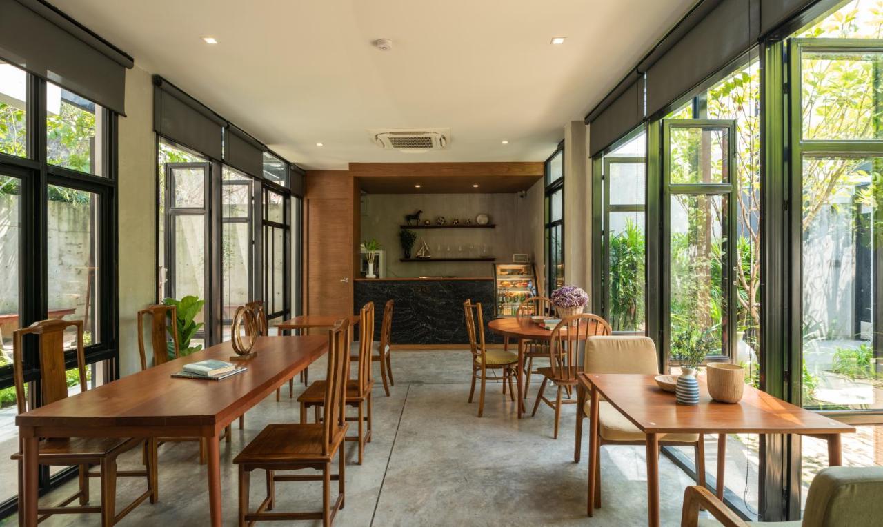 Cherlock Hotel Chiang Mai Bagian luar foto