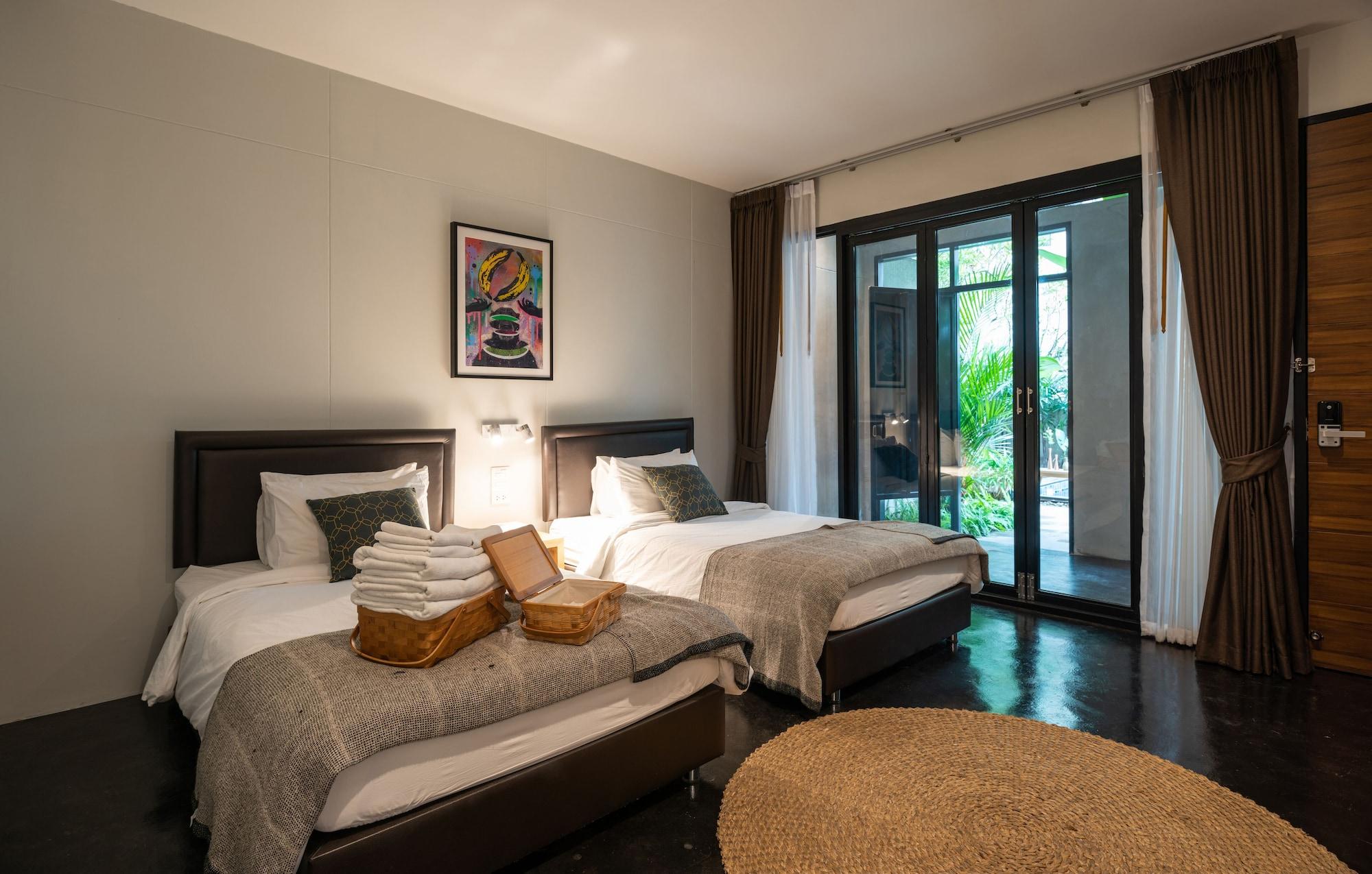 Cherlock Hotel Chiang Mai Bagian luar foto