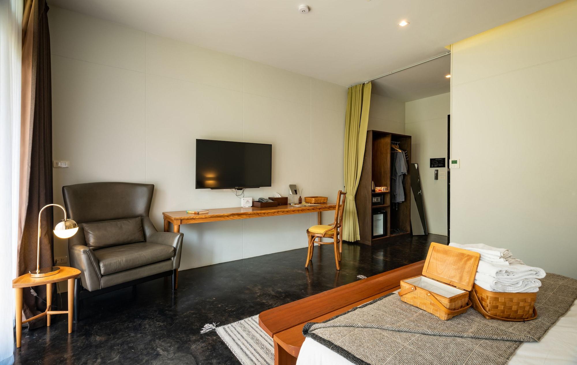 Cherlock Hotel Chiang Mai Bagian luar foto
